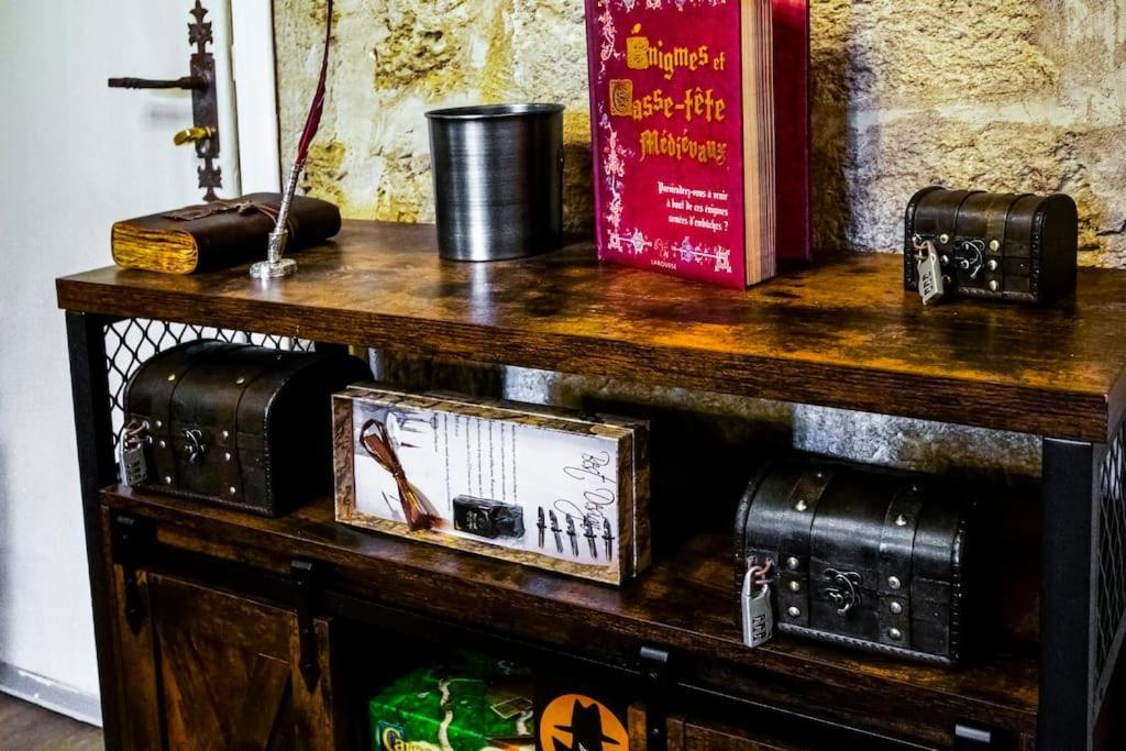 Le Moliere - Enigme Et Sauna Apartment Pezenas Bagian luar foto